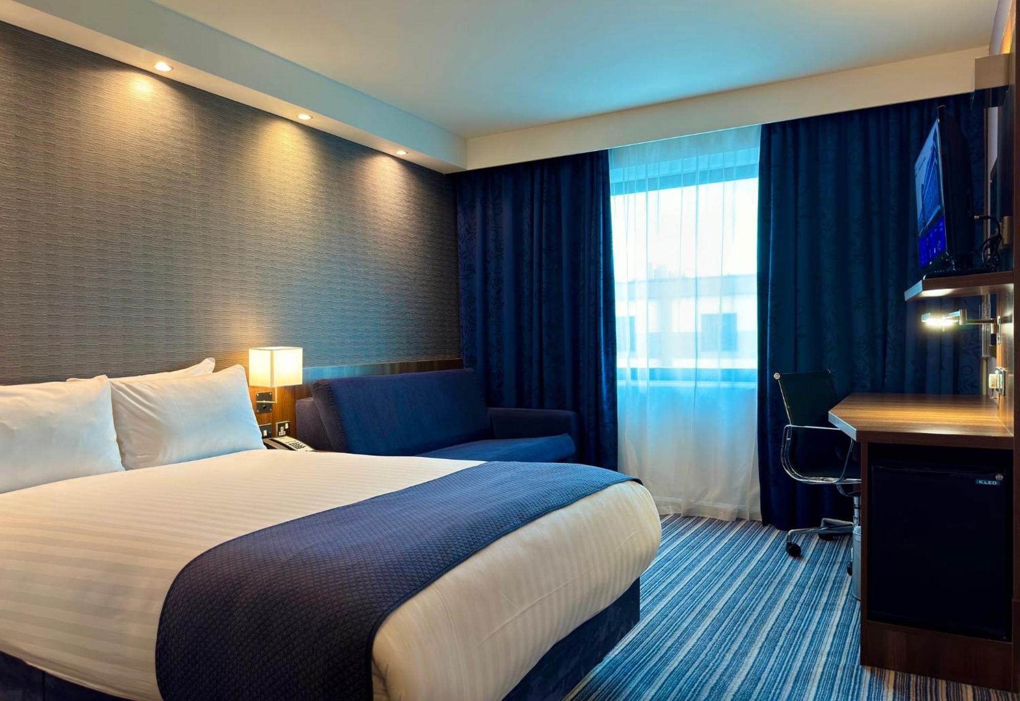 Express London Heathrow T5 By Ihg 3*