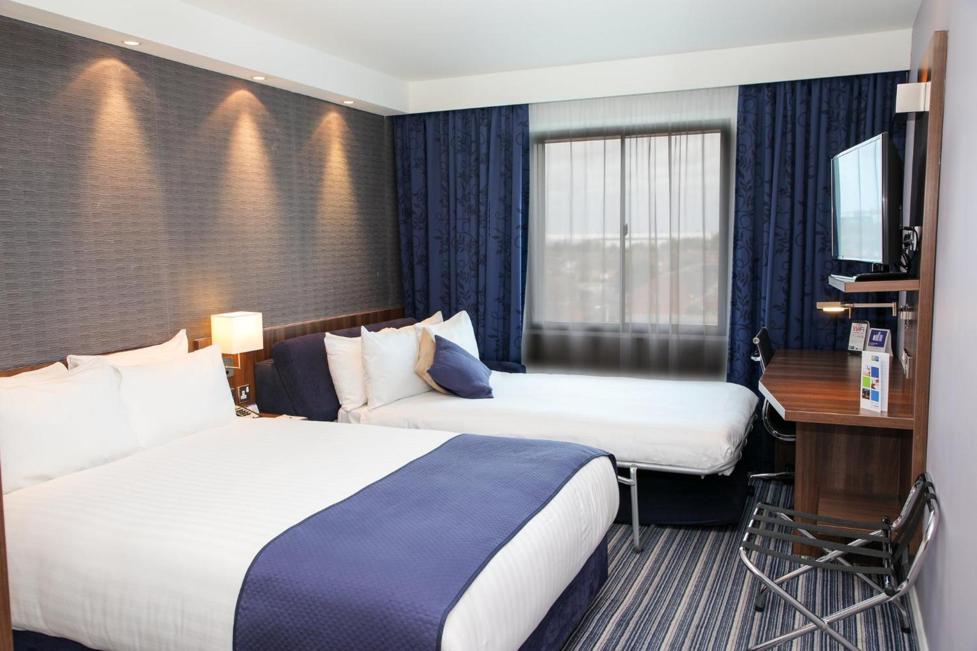 Express London Heathrow T5 By Ihg