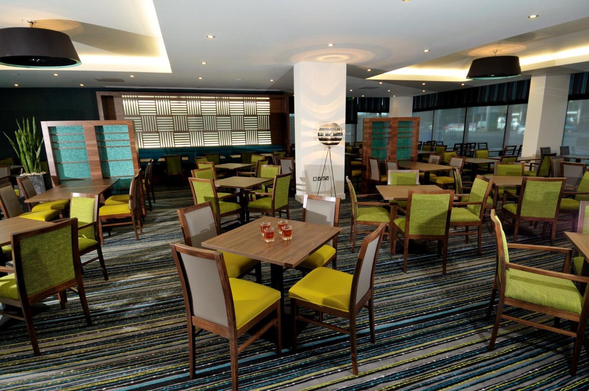 Hotel Express London Heathrow T5 By Ihg Slough